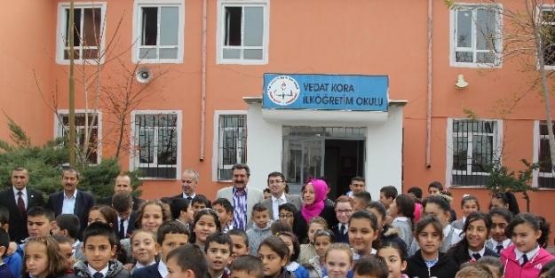Cihanbeyli Belediyesinin Kitap Kampanyasına Yoğun İlgi