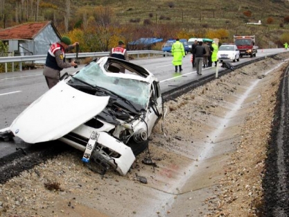 Afyon'da feci kaza, 2 ölü