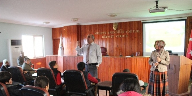 Siverekli Çocuklara Temizlik Semineri