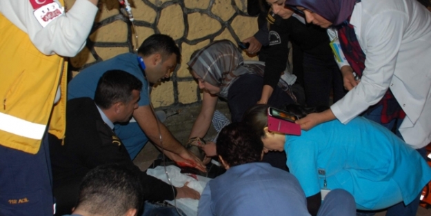 Hastane önünde silahlı saldırıya uğradı