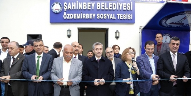Özdemirbey Sosyal Tesisi Hizmete Açıldı