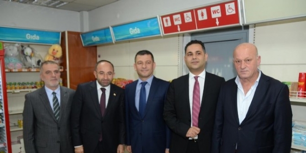 Başkan Üzülmez, Snn Petrol’ün Açılışını Yaptı