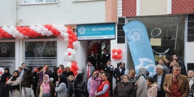Süleymanpaşa Belediyesi Sosyal Yardım Mağazası Hizmete Açıldı