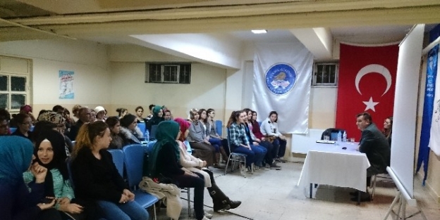 Yurt-kur Öğrencilerine Kariyer Sohbeti