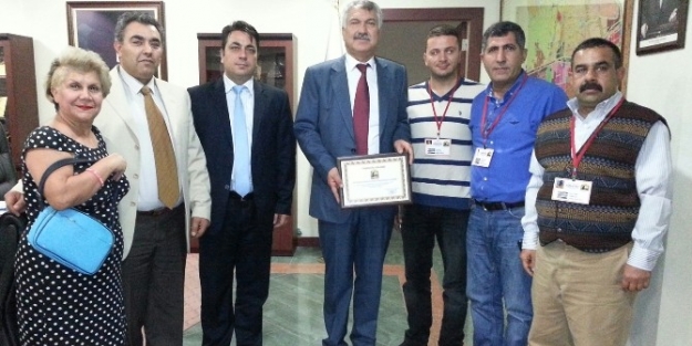 Seyhan’daki Sokak Hayvanları İçin İşbirliği