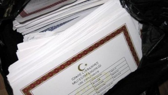 Teklif kabul edilirse diplomalar değişecek