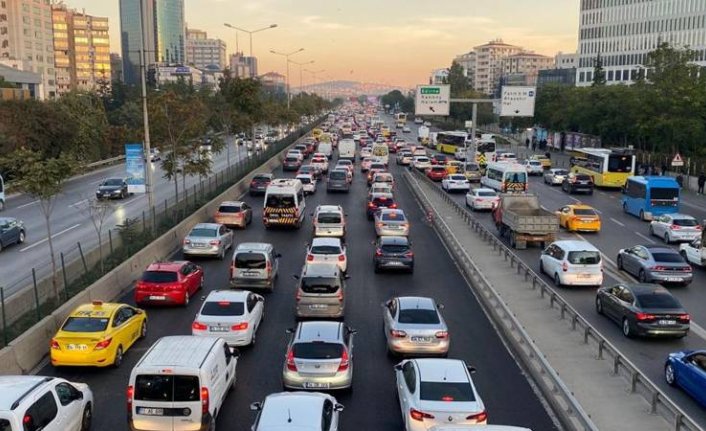 Trafiğe kaydı yapılan taşıt sayısı yüzde 8,3 azaldı