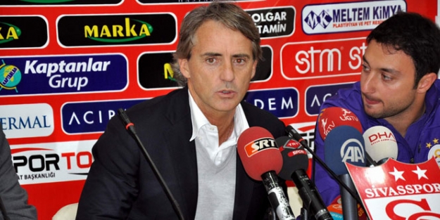 Galatasaray'dan Mancini'ye mesaj!