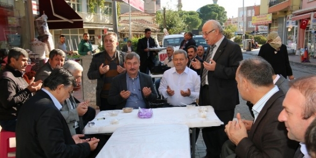 Saruhanlı’da Aşure Dağıtıldı