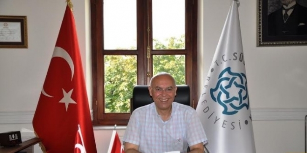 Süleymanpaşa Belediye Başkanı Ekrem Eşkinat, "öğretmenler İnsanliği Aydınlık Yarınlara Taşıyan İsimsiz Kahramanlardır"