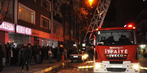 Kocaeli’de Ev Yangını