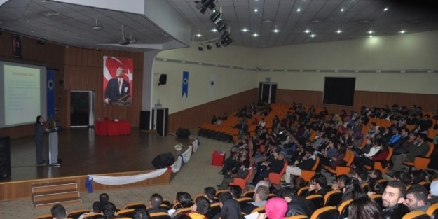 Batman Üniversitesi’nde Arkeoloji Konferansı