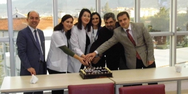 Manisa’da Diş Hekimleri Günü Kutlaması