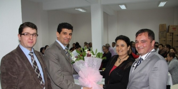 Uşak’ta Diş Hekimleri Günü Kutlandı