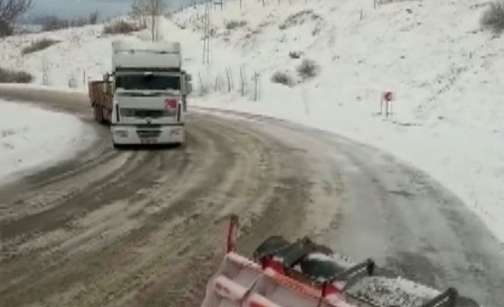 Tunceli'de karla mücadele çalışmaları sürüyor