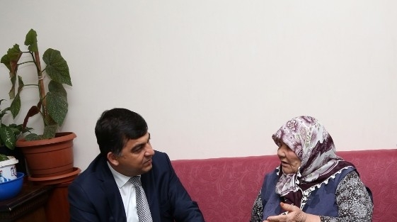 Sultan Anneden Başkan Fadıloğlu’na Vefa Teşekkürü