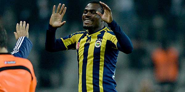 Fenerbahçe'de Emenike sürprizi