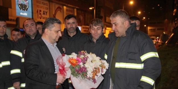 Tahlisiye Ekibine Çiçekli Karşılama