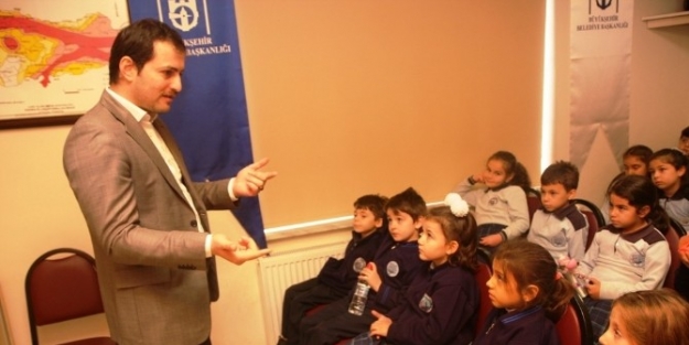 Minik Öğrenciler İlk Kez Depremi Yaşadılar