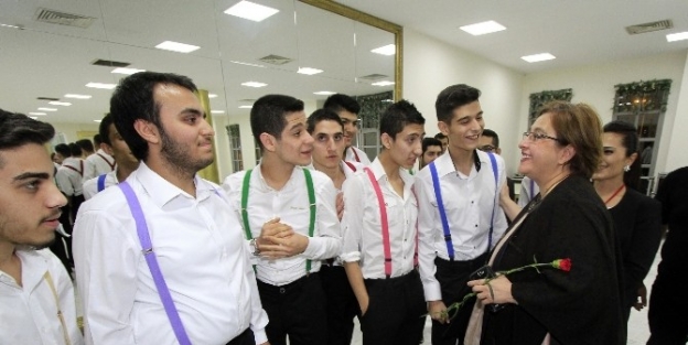 İlle De Mozart Olsun