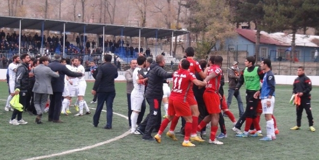 Tatvan Gençlerbirliği Spor Cizrespor’u Kendi Evinde 2-0 Yendi