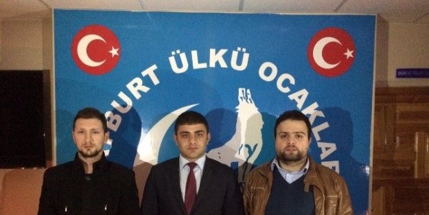 Bayburt Ülkü Ocaklarında Bayrak Değişimi