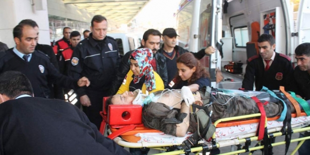 Polisleri taşıyan araç kaza yaptı