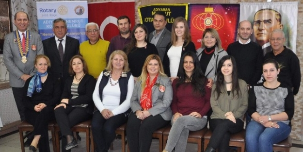 Nemrut Rotary Yeni Üyelerine Rozet Taktı