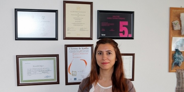 “pockets”e 8. Sanatsal Keten Bienali’nden Mansiyon Ödülü