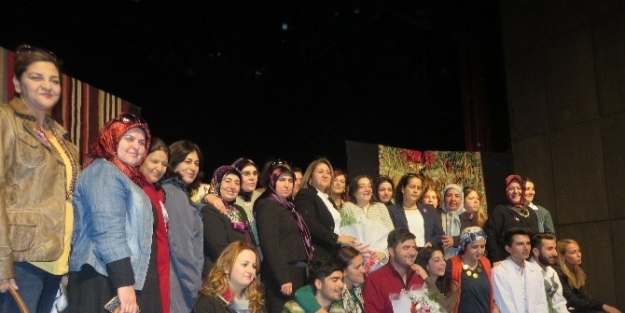 Kadına Yönelik Şiddetle Mücadele Günü...