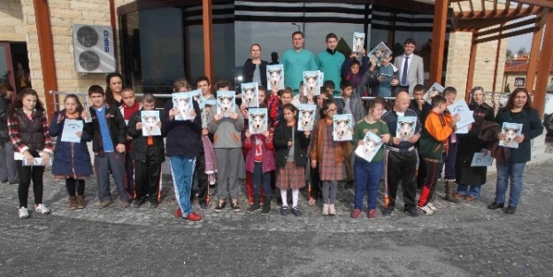 Minik Öğrenciler, Hayvan Barınağını Gezdi