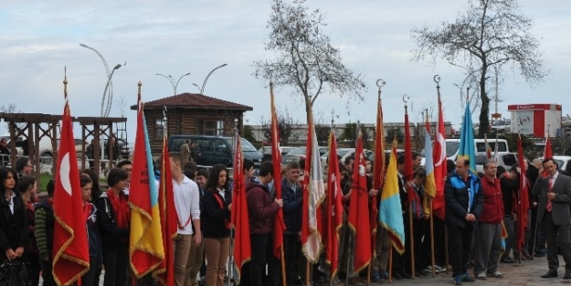 Akçakoca’da Öğretmenler Günü Kutlanıyor