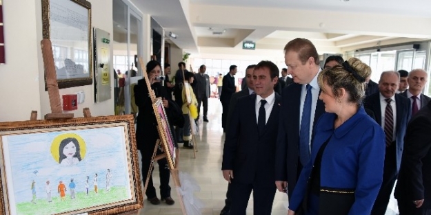 Gümüşhane’de 24 Kasım Öğretmenler Günü Kutlamaları