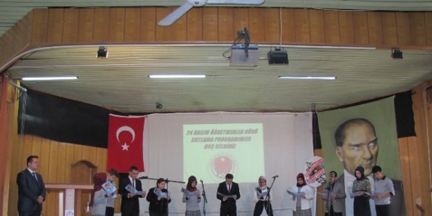 Hisarcık’ta Öğretmenler Günü Kutlandı