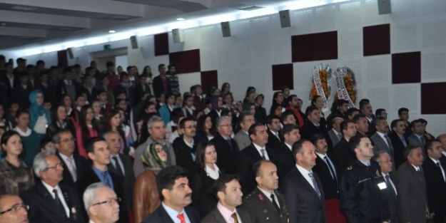 Demirci’de Öğretmenler Günü Kutlandı