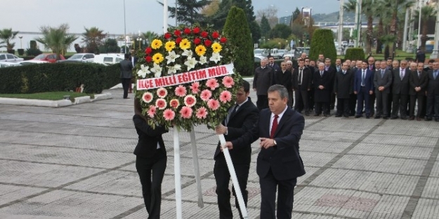 Kdz. Ereğli’de Öğretmenler Günü Törenle Kutlandı