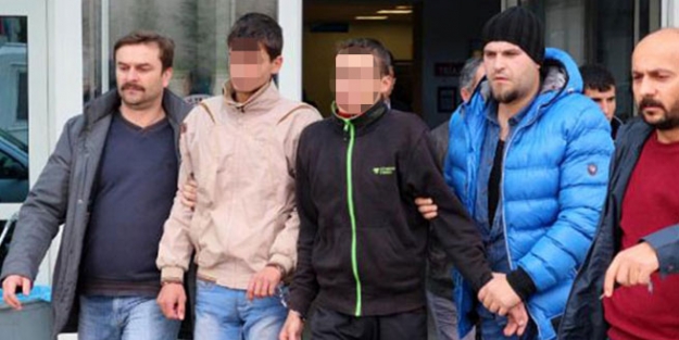 3 Suriyeli 64 yaşındaki adamı sopayla dövdüler