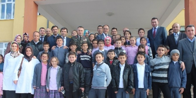 Beyşehir’de Öğretmenler Günü Kutlamaları