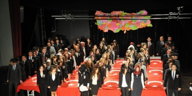 Körfez’de Öğretmenler Günü Coşkuyla Kutlandı