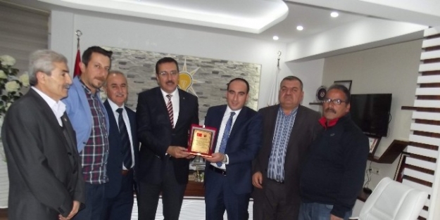 Battalgazi Belediyespor Yönetiminden Ak Parti’ye Ziyaret