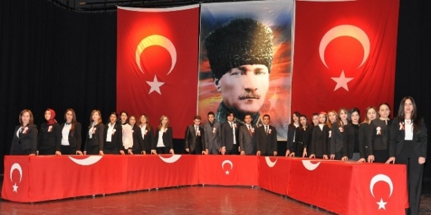 Uşak’ta Öğretmeler Günü Etkinlikleri