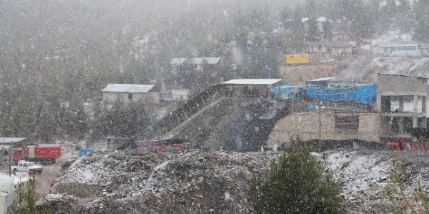 Ermenek’te Maden Bölgesine Kar Yağdı