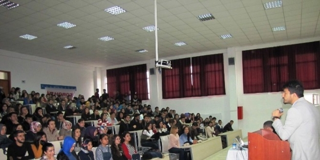 Hisarcık Myo’da Konferans