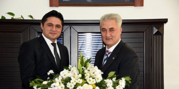 Başkan Serkan Acar Eğitimcilerin Gönlünü Aldı