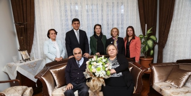 Başkan Fadıloğlu Emekli Öğretmenleri Unutmadı