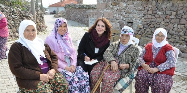 Yunusemre Belediyesi Vatandaşların Sorunlarını Dinliyor