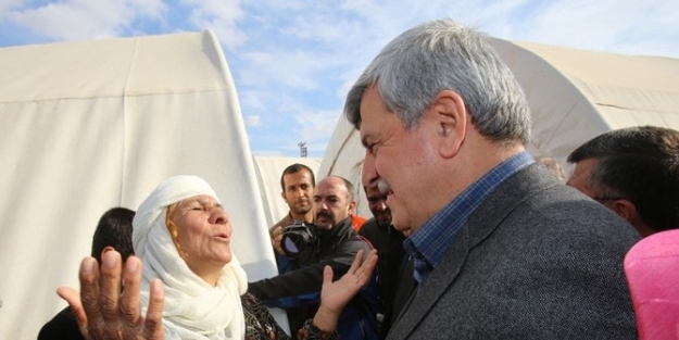 Kocaeli Büyükşehir’den Suriyeli Mültecilere Yardım