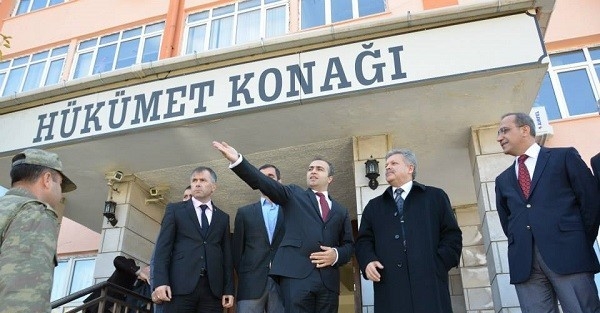 Erzincan Valisinden Kemah’a Ziyaret