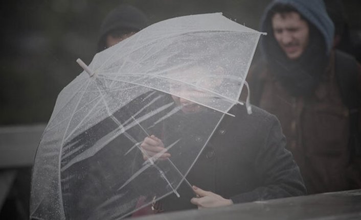 Meteoroloji: Kuvvetli rüzgâr, bazı bölgelerde yer yer gök gürültülü sağanak yağış etkili olacak