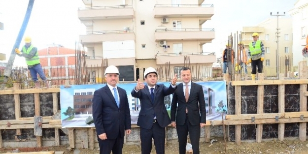 Kemalpaşa Sgk’ya Yeni Hizmet Binası